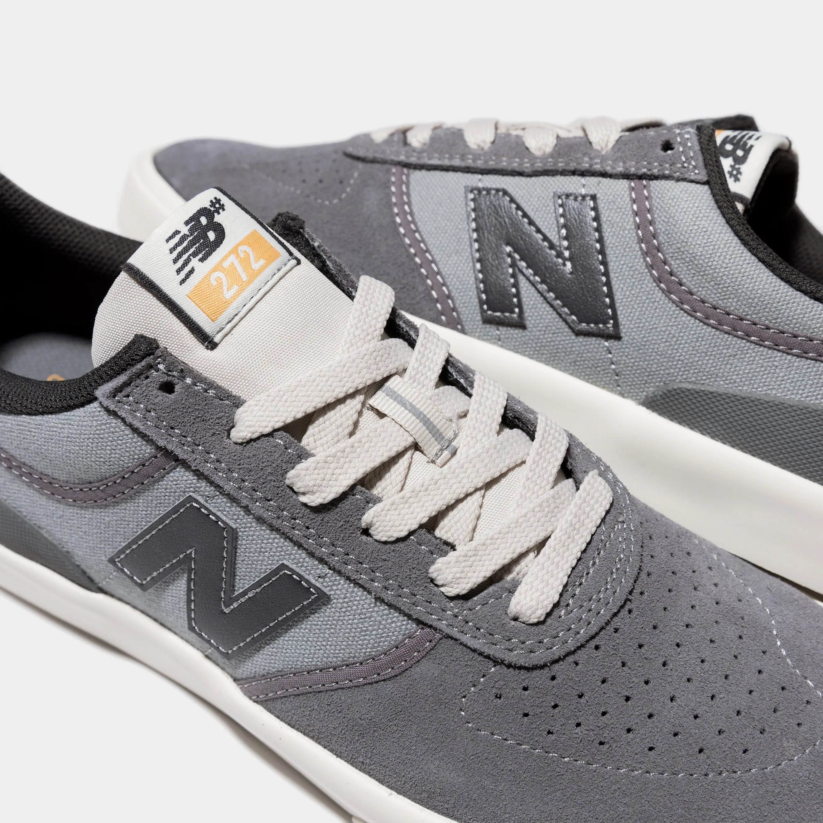 NEW BALANCE 272 - GREY/BLACK