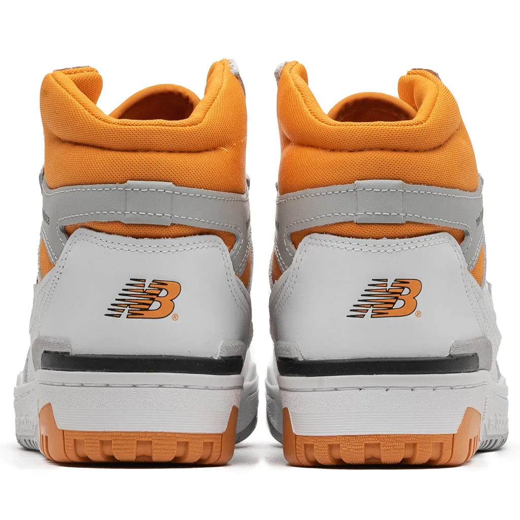 New Balance 650R - White/Canyon