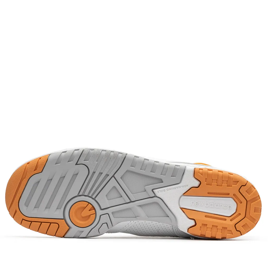 New Balance 650R - White/Canyon