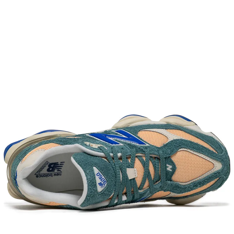 New Balance 9060 - New Spruce/Peach Blossom