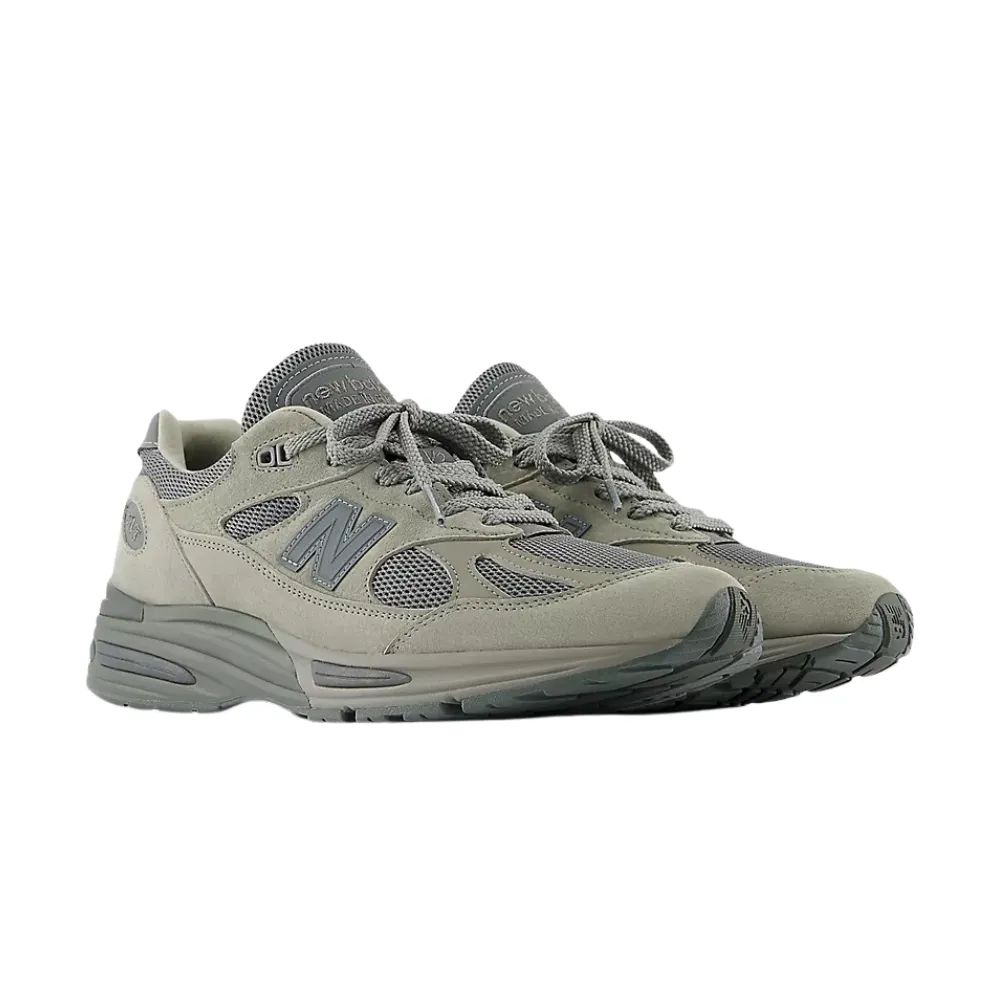 New Balance 991v2 MiUK thisisneverthat Grey