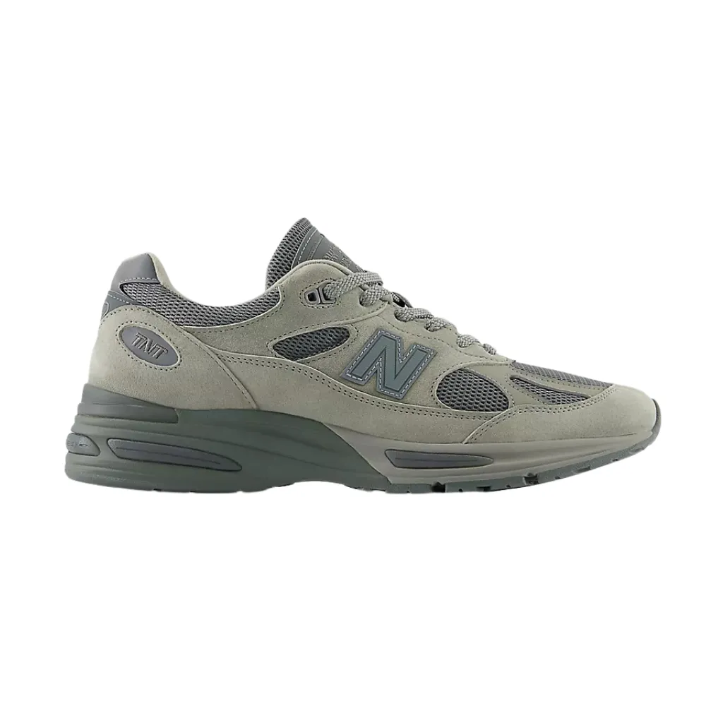 New Balance 991v2 MiUK thisisneverthat Grey