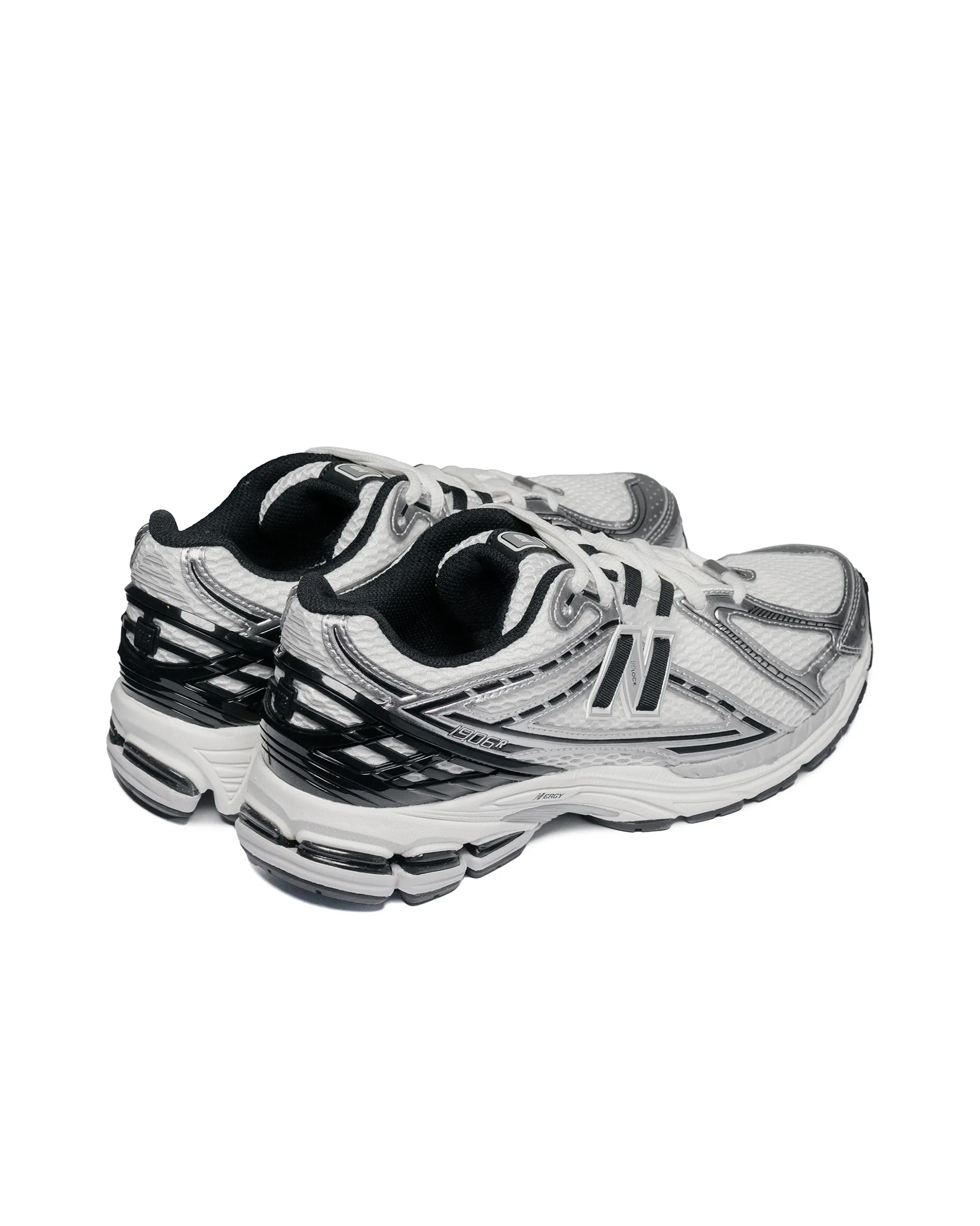 New Balance M1906RER Silver Metallic/Black/Sea Salt