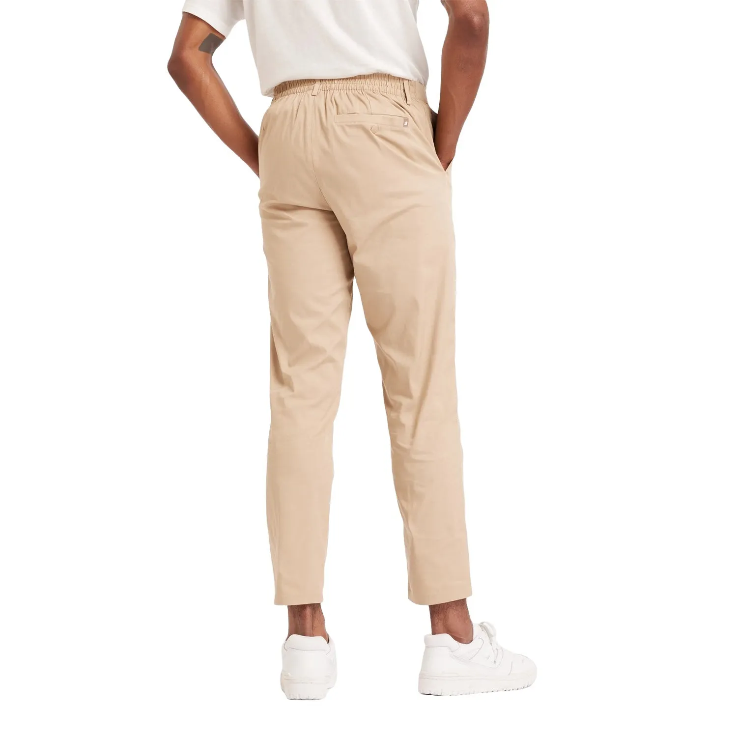 New Balance Men Athletics Standard Tapered Pant 30 Stoneware MP43554-SOT