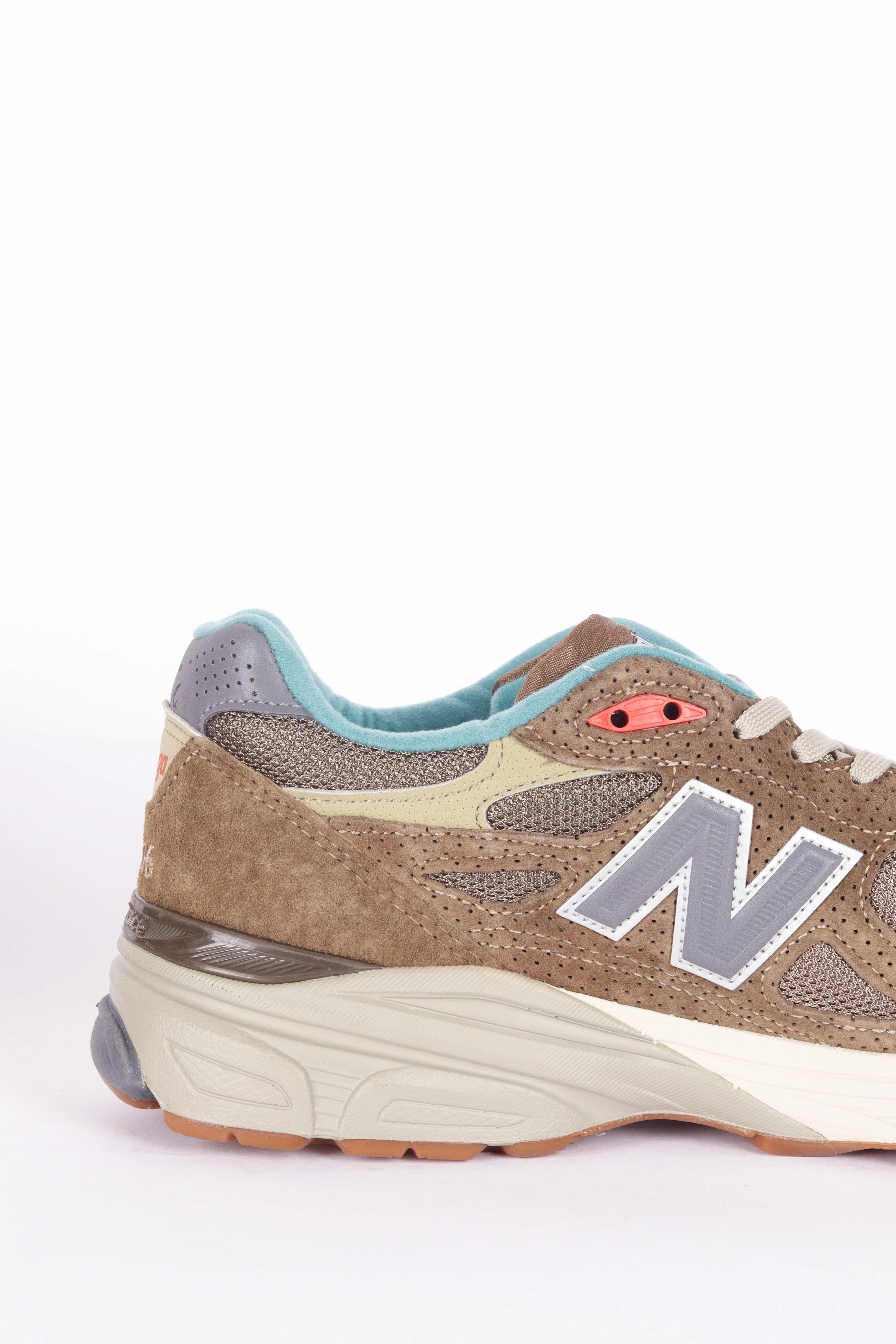 New Balance x Bodega 990v3 'Here to Stay' (2021)