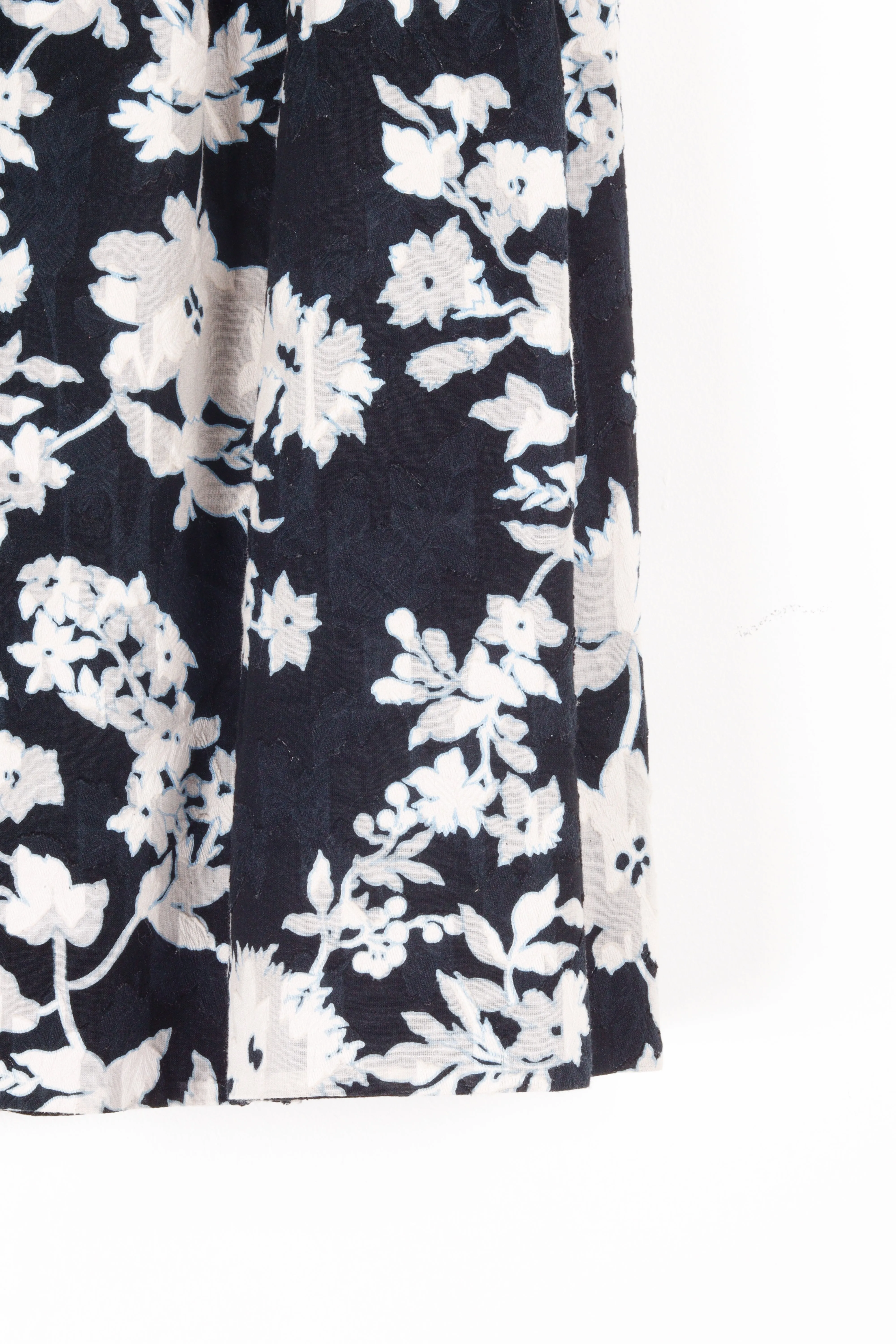 United Arrows SS18 'Jacquard Floral' Flare Skirt Black Blue (2018)