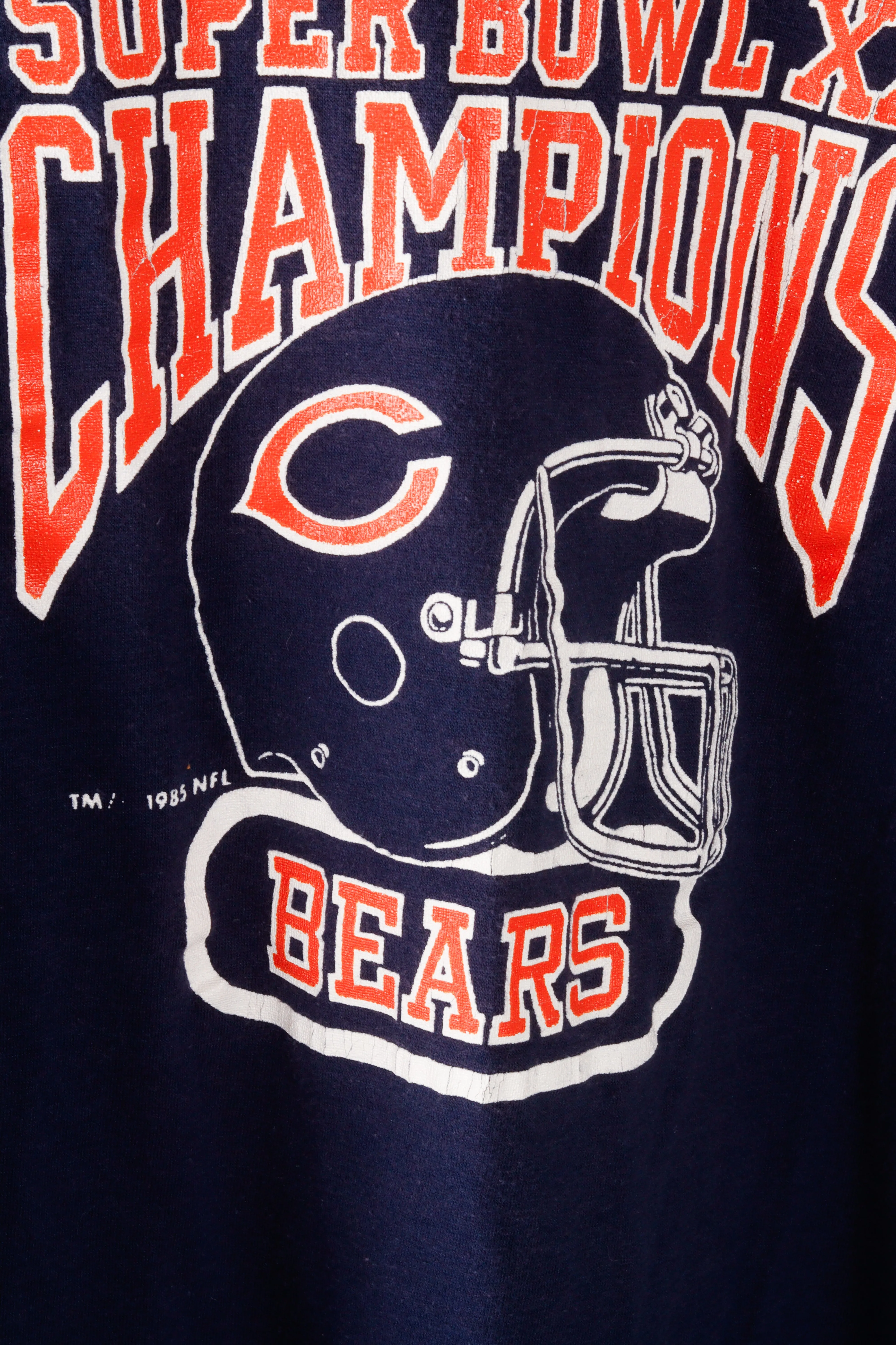 Vintage 1986 Chicago Bears 'Super Bowl XX Champions Helmet Logo' T-Shirt Blue